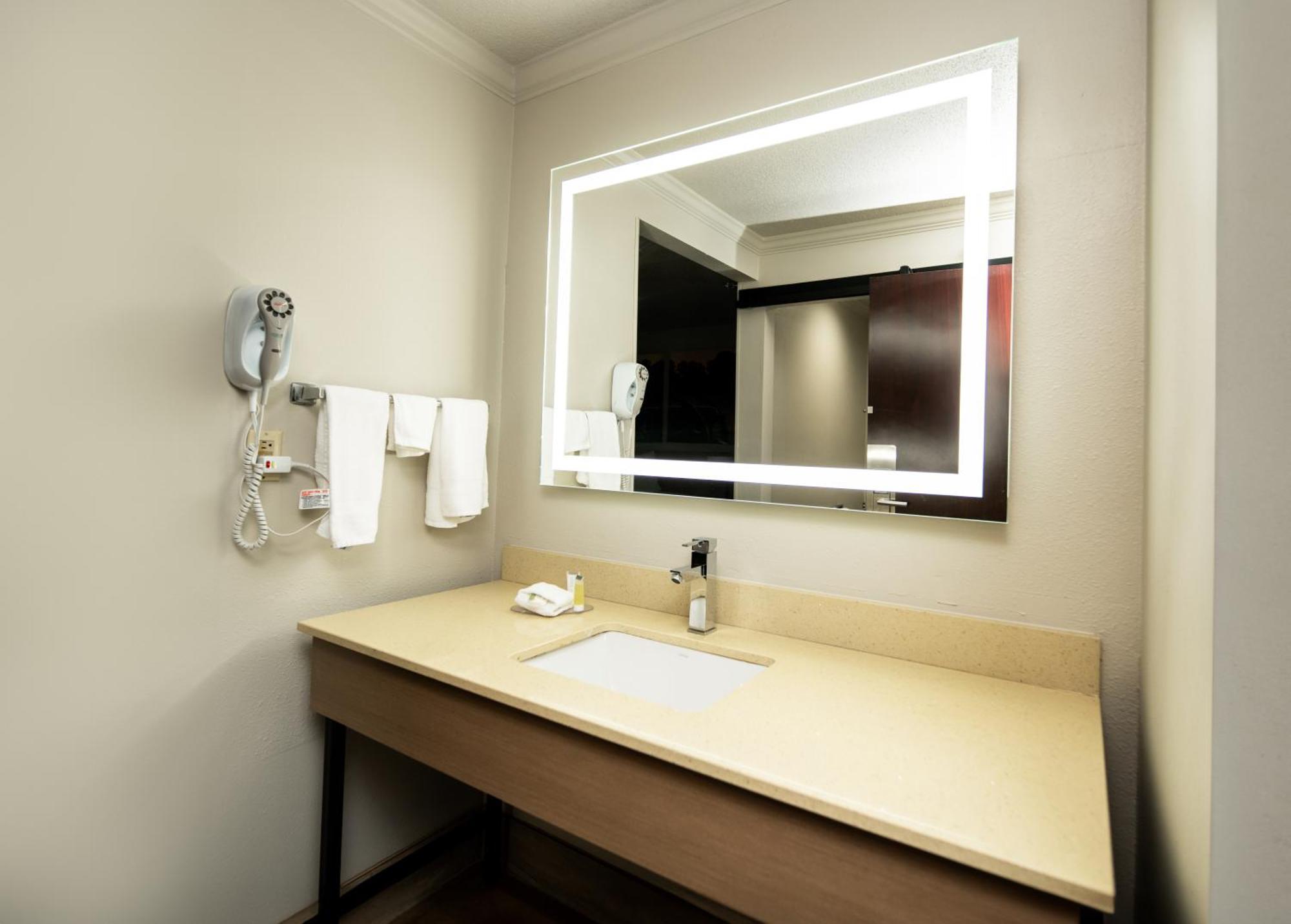 Days Inn By Wyndham Fort Smith Extérieur photo